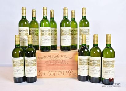 null 12 bouteilles	Château LA LOUVIÈRE	Graves blanc	1998
	Et. impeccables. N : 11...