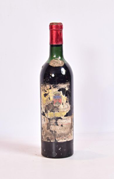 null 1 bottle Château BEAU SITE HAUT VIGNOBLE St Estèphe CB 1964
And. very faded,...
