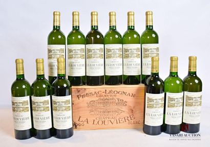 null 12 bouteilles	Château LA LOUVIÈRE	Graves blanc	2000
	Et. impeccables. N : 3...