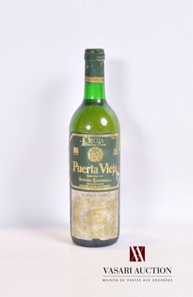 null 1 bouteille	RIOJA blanc Puerta Vieja mise Bodegas Riojanas		1987
	Et. fanée,...