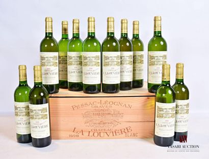 null 12 bouteilles	Château LA LOUVIÈRE	Graves blanc	1998
	Et. impeccables. N : 6...