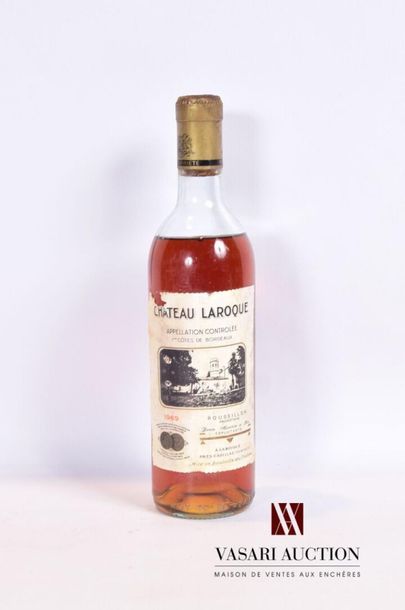 null 1 bouteille	Château LAROQUE	1ères Côtes de Bordeaux blanc	1969
	Et. un peu tachée...
