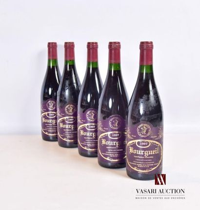 null 5 bottlesBOURGUEIL Vieilles Vignes mise Serge Dubois Vit.1997
And: 3 slightly...