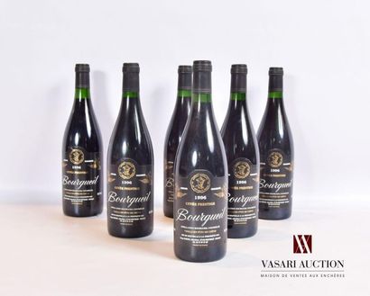 null 6 bouteilles	BOURGUEIL Cuvée Prestige mise Serge Dubois Vit.		1996
	Et. à peine...