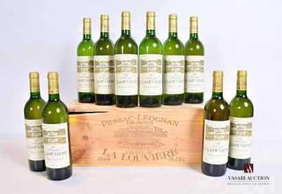 null 10 bouteilles	Château LA LOUVIÈRE	Graves blanc	1998
	Et. impeccables. N : 9...