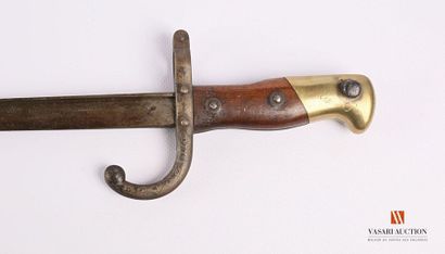 null Sabre-baïonnette GRAS modèle 1874, lame poinçonnée de 52,4 cm, marquée au dos...