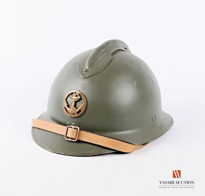 null Armée française : casque Adrian modèle 1926, attribut laiton des troupes coloniales,...