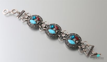 null Bracelet decorated with three medallions set with coloured fantasy stones

Length:...