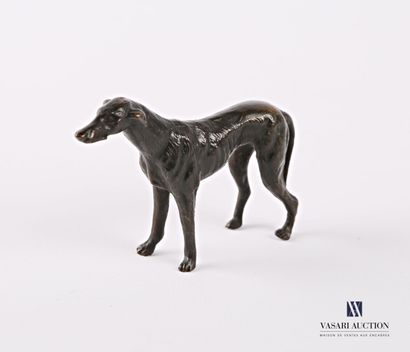 null Bronze subject with brown patina representing a greyhound.

Top. : 6,5 cm -...