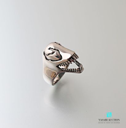 null Steel ring featuring a dinosaur head.

Finger size: 65