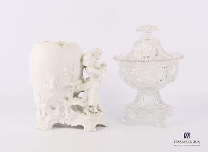 null Batch including a biscuit forming a vase decorated with two children (felines,...