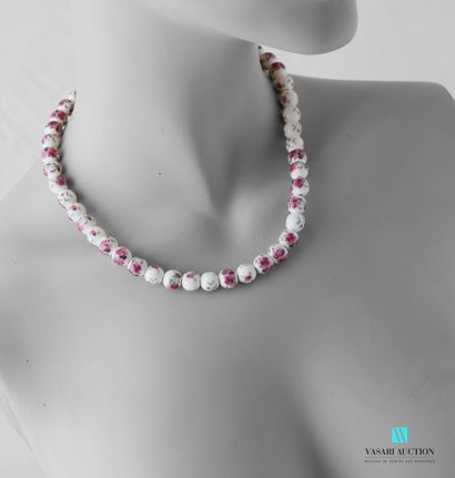 null Necklace made of ceramic beads decorated with flowers, the clasp snap hook in...