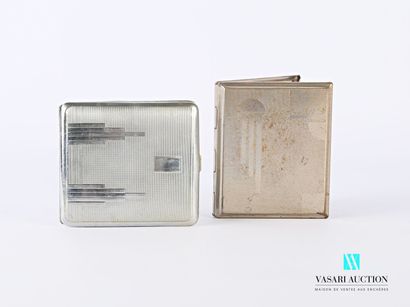 null Set of two hinged cigarette cases comprising : 

-Metal cigarette case decorated...