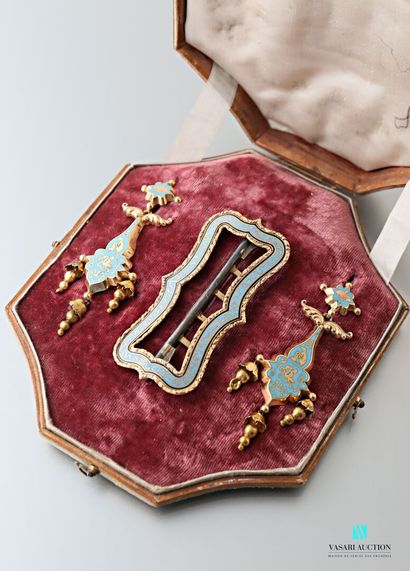 null Demi-parure du XIXème siècle de style égyptien : paire de pendants d'oreille...