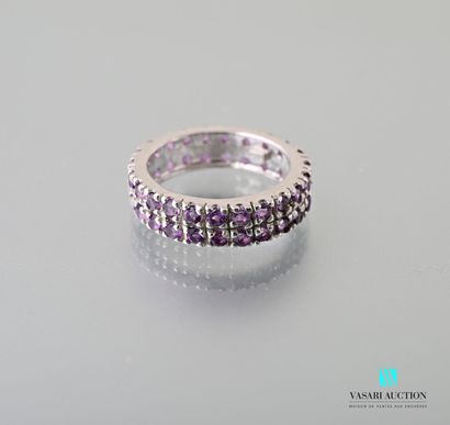 null 925 sterling silver ring set with two rows of violet stones 

Weight: 5.6 g...