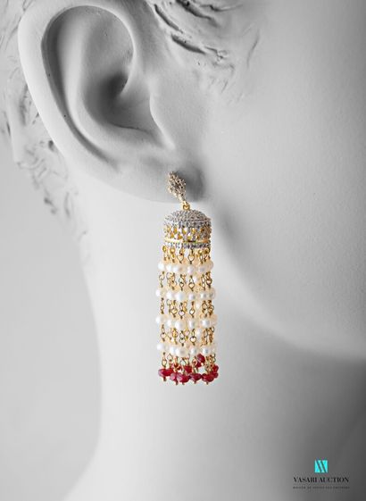 null Pair of gilt vermeil earrings in the shape of pompoms adorned with diamonds...