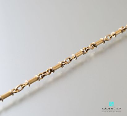 null MELLERIO

Flexible bracelet in 750 thousandths yellow gold, tube links alternating...