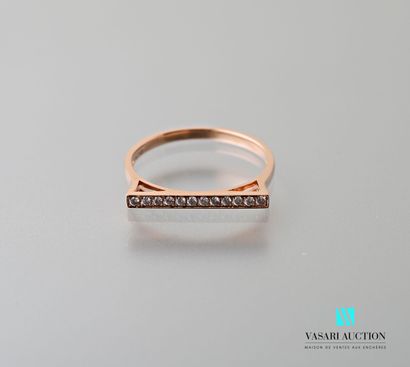 null 750 thousandths pink gold ring of geometric shape set with modern cut diamonds.

Gross...
