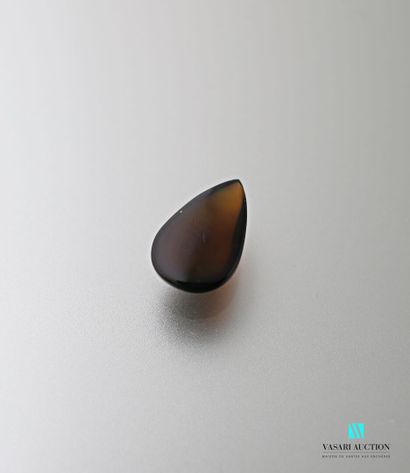 null Brown pear cabochon opal on 3.40 carat paper with its GIA certificate of October...
