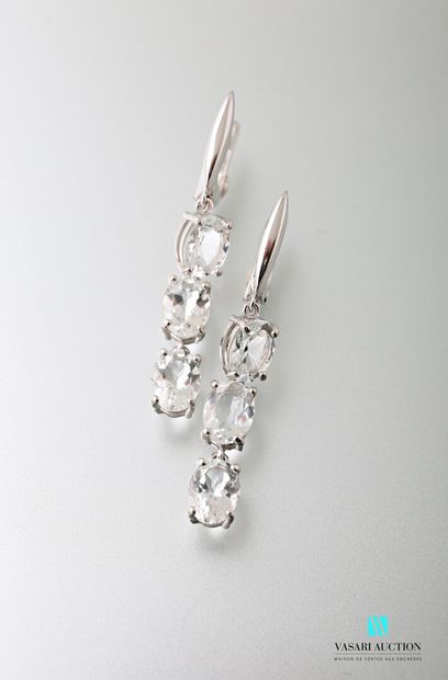 null Pair of 925 sterling silver earrings set with a drop of three very clear aquamarines...