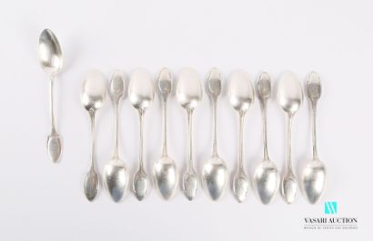 null Suite of eleven silver teaspoons, the handle decorated with nets and finished...