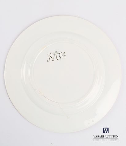 null BORDEAUX - Manufacture Jules Vieillard

Fine earthenware dessert plate, model...