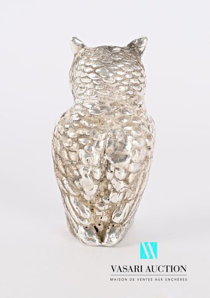 null Silver subject representing an owl

Weight: 201.98 g

High. 6 cm Width: 3.4...