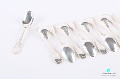 null Suite of twelve silver teaspoons, the handles decorated with nets

Weight: 234.3...