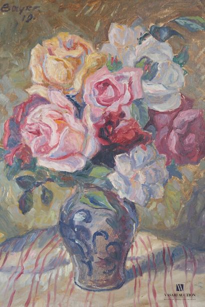 null BAYER Albert (1885-1963)

Bouquet de roses sur un entablement

Huile sur carton

Signée...