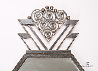 null SUBES Raymond (1891-1970) dans le goût

Miroir de forme octogonale en fer forgé...