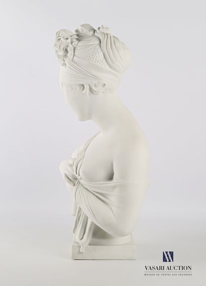 null HOUDON Jean-Antoine (1741-1828) d'après

Buste de Juliette Récamier

Biscuit

Signé...