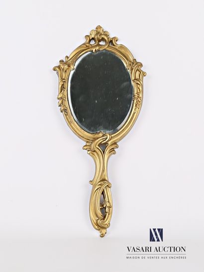 null Face à main en bronze, le miroir à vue ovale biseauté s'inscrit dans un médaillon...
