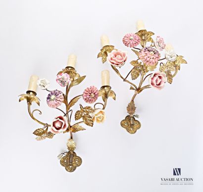 null Pair of brass sconces with three light arms decorated with porcelain rosebuds

High....