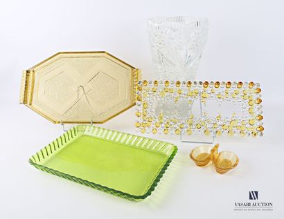 null Glass set comprising a cake dish with translucent yellow bubbles (34 x 15 cm)...