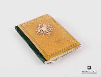 null Tortoiseshell dance notebook decorated with a blind reserve inlaid with floral...