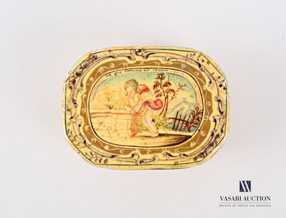 null Octagonal box made of boiled cardboard with painted and lacquered decoration...