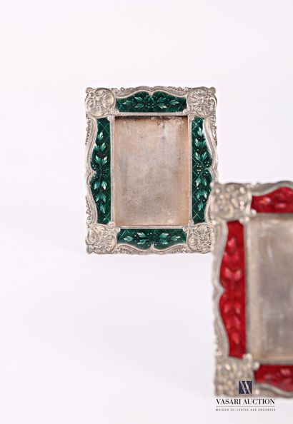 null Pair of silver-plated metal frames with a moving border showing red and green...