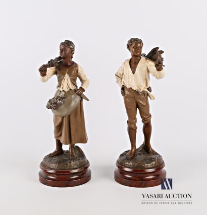 null THE VERGNE

Couple of peasants 

Regulators with polychrome patina

Signed on...