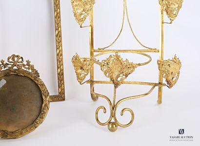 null Gilded metal set comprising an electrically mounted hand candleholder with its...