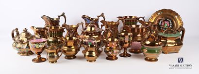 null JERSEY

Copper enamelled earthenware set with painted floral motifs and dance...