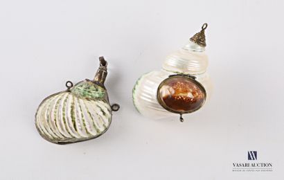 null Set of two shell pendants, one of them forming a box, and the other one a metal...