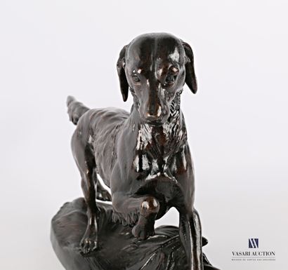 null Black patinated subject in regulation representing a spaniel at rest

High....