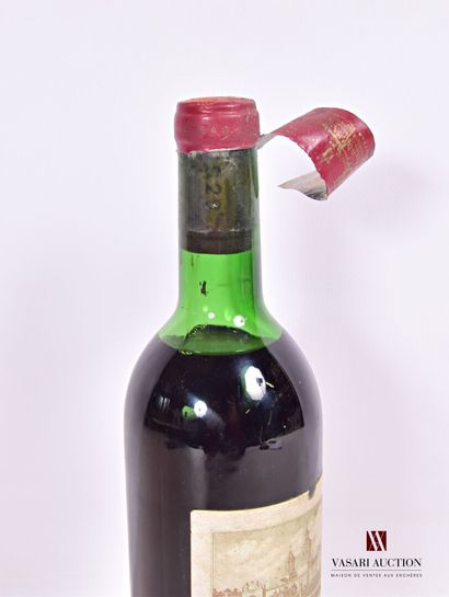 null 1 bouteille	Château COS D'ESTOURNEL	St Estèphe GCC	1929

	Et. fanée, tachée...
