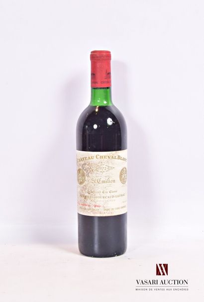 null 1 bouteille	Château CHEVAL BLANC	St Emilion 1er GCC	1972

	Et. un peu fanée...