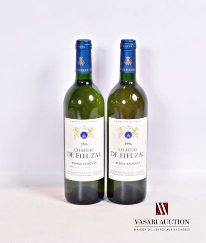 null 2 bouteilles	Château DE FIEUZAL	Graves blanc	1996

	Et. tachées. N : 1 bas goulot/...