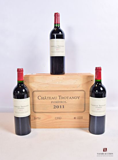 null 3 bouteilles	Château TROTANOY	Pomerol	2011

	Présentation et niveau, impeccables....