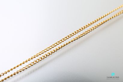 null 
750 yellow gold chain with 750 thousandths chain link. 





Weight: 7.4 g...