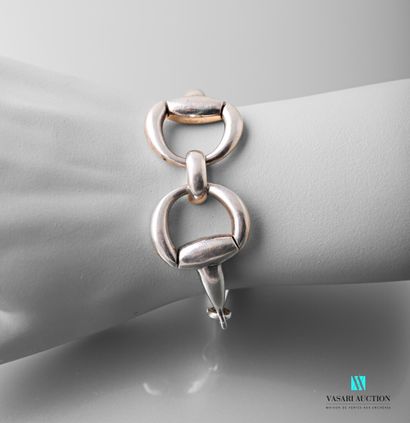 null Silver bracelet, stirrup link 

Weight: 62.6 g Crab punch Length 17 cm.