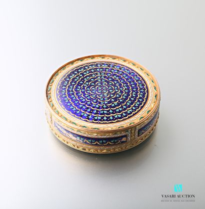 null Round box in yellow gold 750 thousandths, enamelled decoration in rosette on...