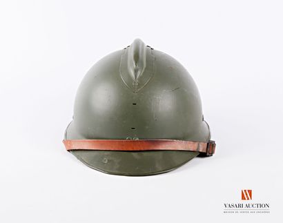 null Armée française : casque Adrian modèle 1926, sans attribut, jugulaire, intérieur...